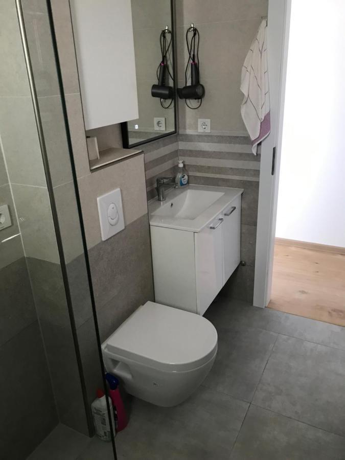 Apartments Jelka Banjol ภายนอก รูปภาพ