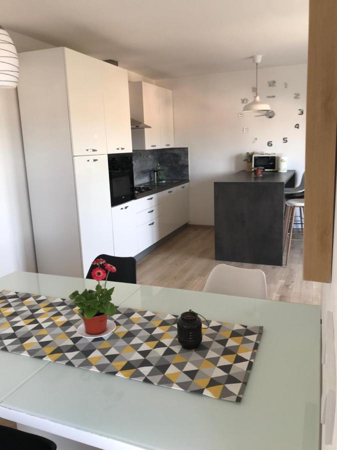 Apartments Jelka Banjol ภายนอก รูปภาพ