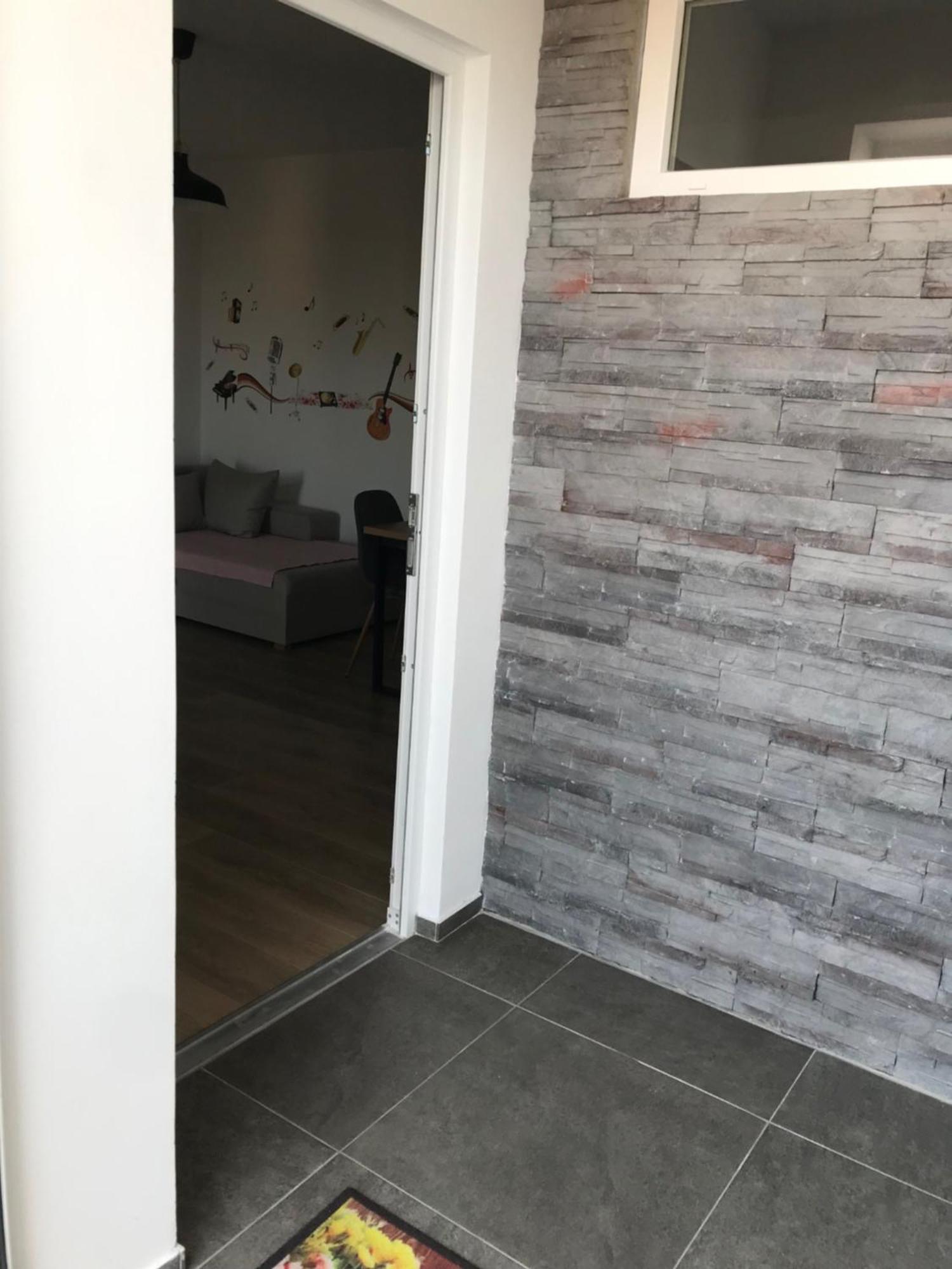 Apartments Jelka Banjol ภายนอก รูปภาพ